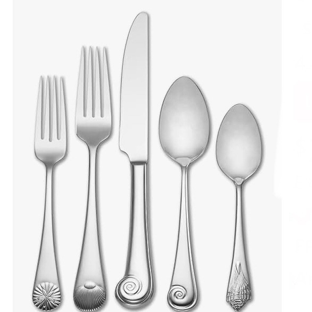 Reed & Barton Sea Shell 5 Piece Place Setting 18/10 Stainless Steel Flatware New